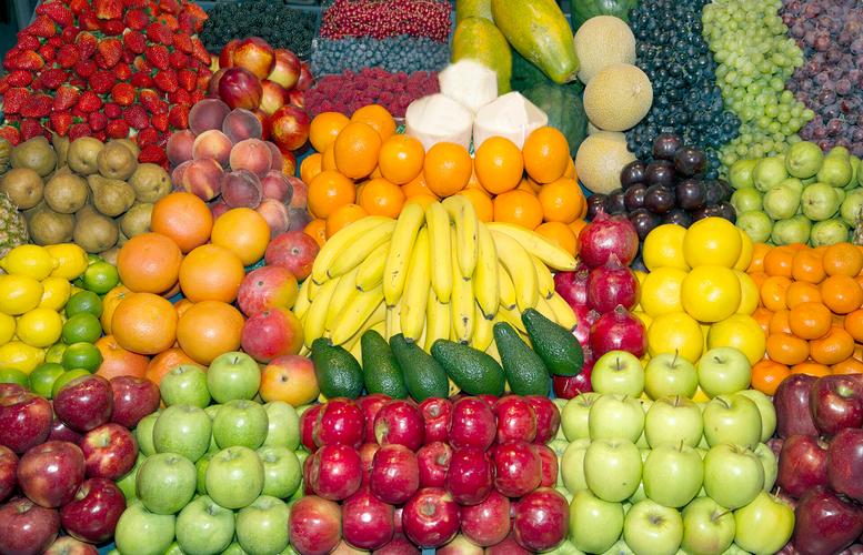 有机水果零售市场的分类与新鲜度管理